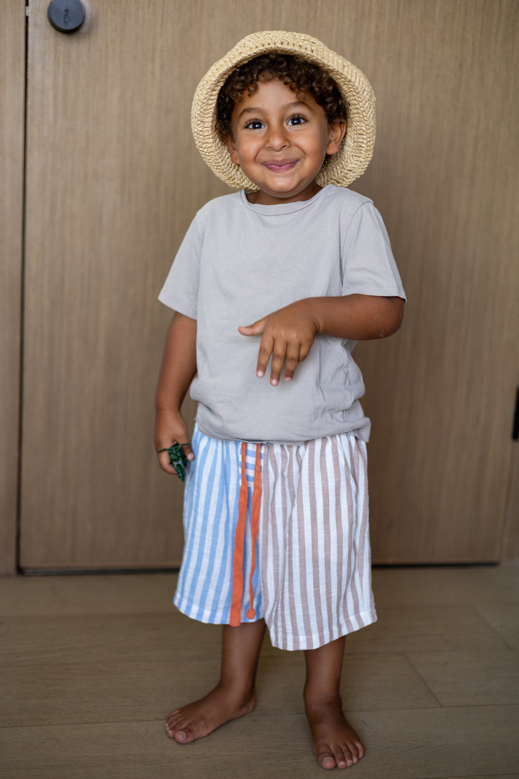 StripeStripe Shorts (Beige & Pink)